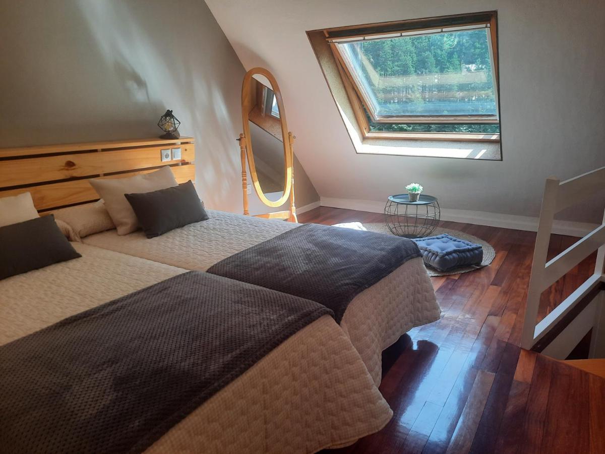 Acogedor y cálido apartamento con vistas a la montaña Canfranc Exterior foto